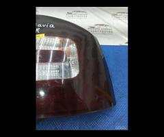 FARO FANALE POSTERIORE DESTRA SKODA OCTAVIA II COM