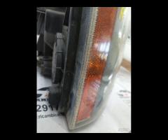 FARO FANALE ANTERIORE XENON  DESTRA LAND ROVER SPO