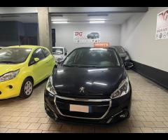 Peugeot 208 1.2 benz allure tagliandata 2018 - 15