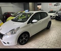 Peugeot 208 1.4 HDi 68 CV 5 porte garantita 2014