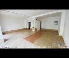 Rif.LC81|Locale commerciale San Cataldo