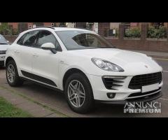 Porsche macan 2021 ricambi usati #8400