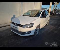 Vw Polo 6R 1.6 TD CAY Demolita - Per Ricambi