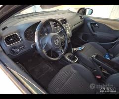 Vw Polo 6R 1.6 TD CAY Demolita - Per Ricambi