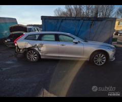 Volvo V90 2017 2.0TD 140KW D4204T14 Per Ricambi - 9