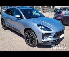 Ricambi per porsche macan anno 2020 #0079