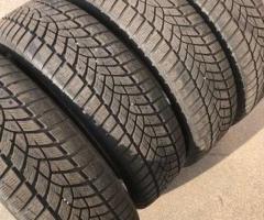 4 gomme usate invernali 235 50 19 dunlop - 1