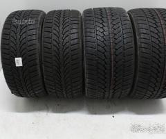 295 30 19 e 235 35 19 Nokian invernali doppia mi