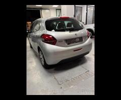 PEUGEOT 208 1° serie BlueHDi 75 5 porte Allure - 6