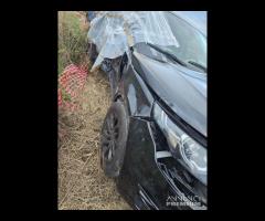 Land Rover Discovery 2.0 diesel 2017 incidentata