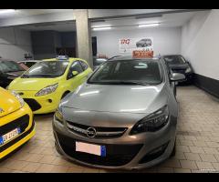 Opel Astra 1.4 Turbo 140CV Sports Tourer GPL 2014 - 6