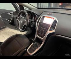 Opel Astra 1.4 Turbo 140CV Sports Tourer GPL 2014 - 9