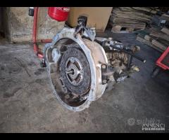 Cambio Manuale Per Nissan Trade 3.0 TD BD30