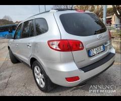 Hyundai SANTA FE 2.2 CRDi-4WD-UNICO PRO-FULL-PELLE - 7