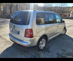 VOLKSWAGEN TOURAN 2,0 ECOFUEL-7 POSTI-CINTA D.NUOV - 7