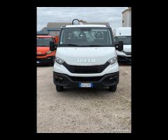 IVECO DAILY 35C16 E6D cassone e gru