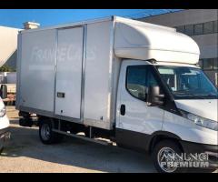 IVECO DAILY 35C16 3.0 furgone e pedana caricatrice - 7