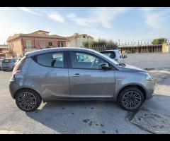 Lancia Ypsilon 1.0 FireFly 69cv HYBRID ECOCHIC GOL - 11