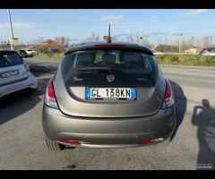 Lancia Ypsilon 1.0 FireFly 69cv HYBRID ECOCHIC GOL - 14