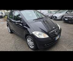 Mercedes-benz A 160 A 160 CDI BlueEFFICIENCY Speci