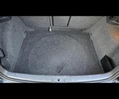 Volkswagen Golf 2.0 TDI 140CV DSG 5p. Highline - 15