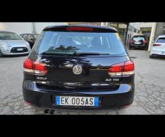 Volkswagen Golf 2.0 TDI 140CV DSG 5p. Highline - 18