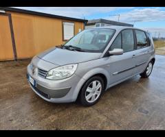 Renault Scenic Scénic 1.5 dCi/100CV Confort neopat