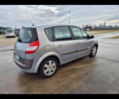 Renault Scenic Scénic 1.5 dCi/100CV Confort neopat - 7