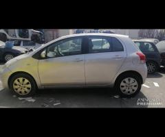 Ricambi Toyota Yaris 1.4 D del 2009 motore 1NDTV