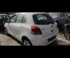 Ricambi Toyota Yaris 1.0 B del 2009