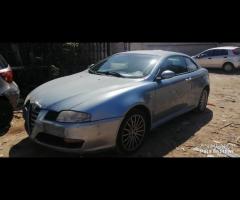 Alfa Romeo GT 1.9 D del 2004 motore 937A5000