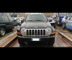 Ricambi Jeep Cherokee 2,8 D del 2005 motore 30C