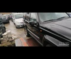 Ricambi Jeep Cherokee 2,8 D del 2005 motore 30C