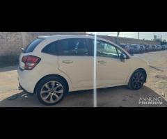 Ricambi Citroen C3 1.6 D del 2011 motore 9HP