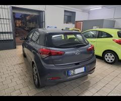 Hyundai i20 1.2 5p. Unico prop 2015 - 6