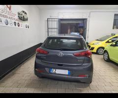 Hyundai i20 1.2 5p. Unico prop 2015 - 7