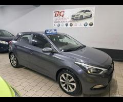 Hyundai i20 1.2 5p. Unico prop 2015 - 13