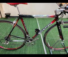 Bici da corsa colnago