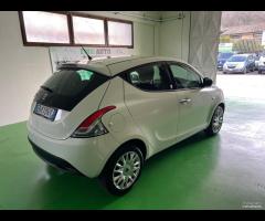 Lancia Ypsilon 1.2 69 CV 5 porte GPL Ecochic Silve