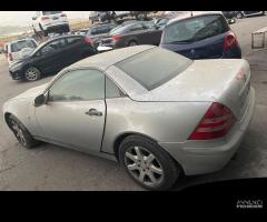 Ricambi Mercedes-Benz SLK 200 Kompressor del 2001 - 5