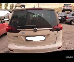 Ricambi Opel Zafira Tourer 2.0 CDTi 130cv del 2011 - 20