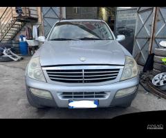 Ricambi Ssangyong Rexton 2.7 XDi 165cv del 2006