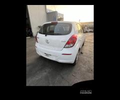 RICAMBI USATI AUTO HYUNDAI i20 1Â° Serie Benzina 1 - 4