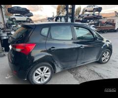 Hyundai IX20 1.4 CRDI 90cv del 2011 - 4