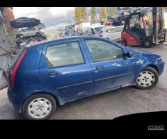 Ricambi Fiat Punto 1.2 benz 60cv del 2001