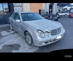 Ricambi Mercedes-Benz E270 CDI 177cv del 2003