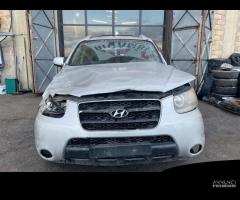 Ricambi Hyundai Santafe 2.2 CRDi 155cv del 2007