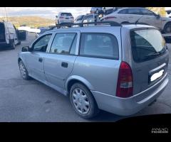 Ricambi Opel Astra SW 2.0 DI 16V 82cv del 1999