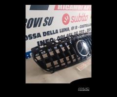 griglia anteriore paraurti Mercedes vw176 2015 - 2