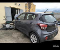 SI VENDE PER RICAMBI HYUNDAI I10 MOTORE G3LA 1foro